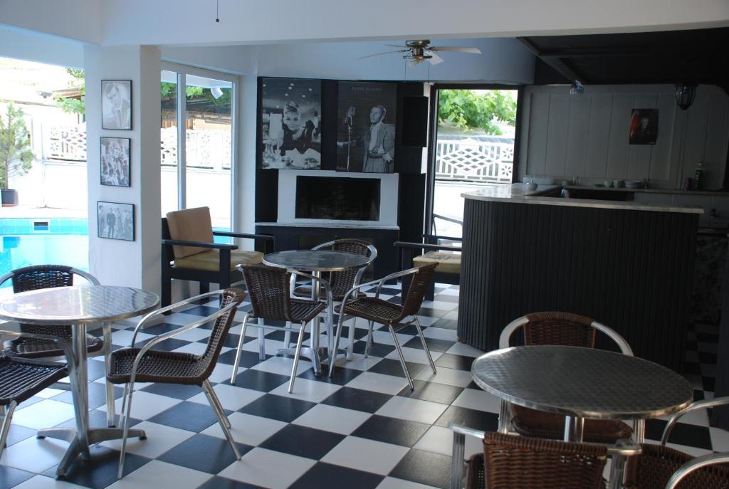 דליאן Hotel Doenmez מראה חיצוני תמונה